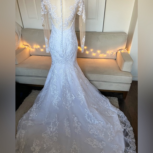 LOVER KISS lace mermaid Wedding dress with fitted inside corset GORGEOUS!!! NEW! - Picture 5 of 16
